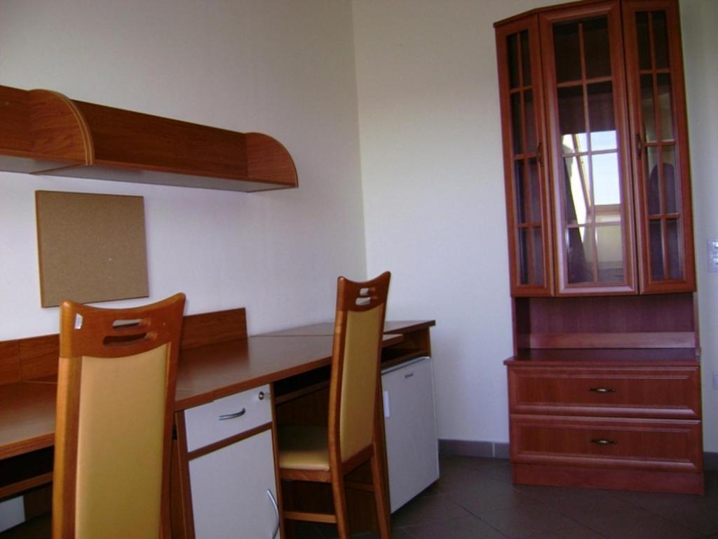Karoly Robert Diakhotel Gyöngyös Εξωτερικό φωτογραφία